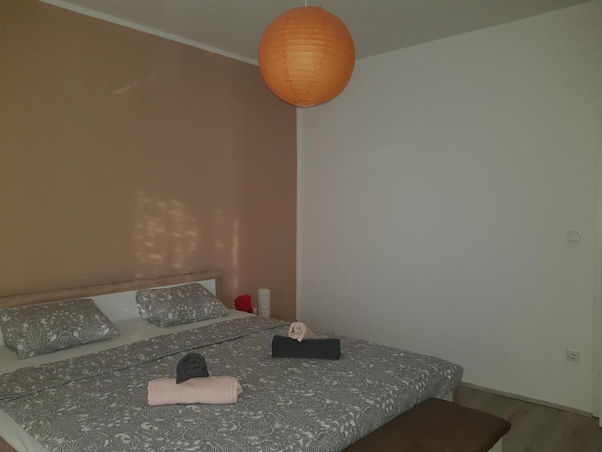 Apartmani Milutin โบรดาริตซา ภายนอก รูปภาพ