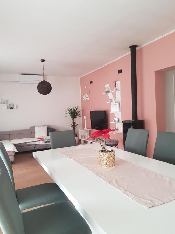 Apartmani Milutin โบรดาริตซา ภายนอก รูปภาพ